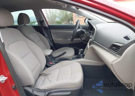 2019 Hyundai Elantra Sel z USA, uszkodzony, nr VIN 5NPD84LF0KH464915